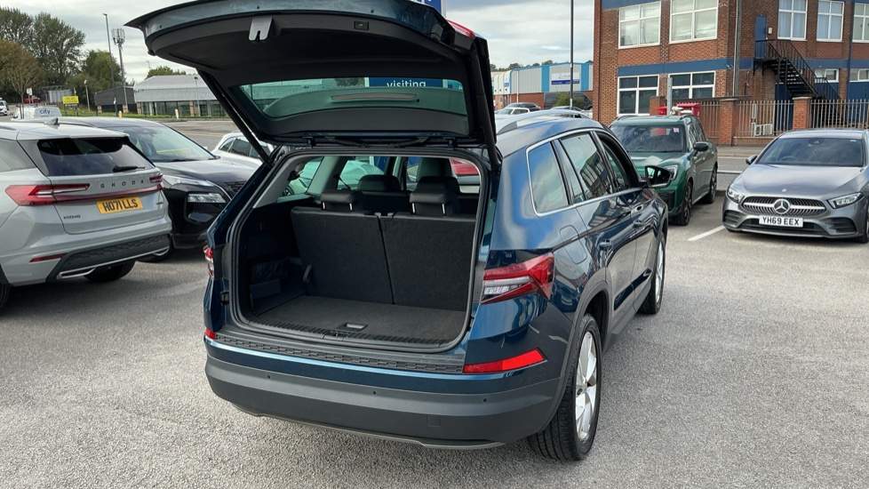 Skoda Kodiaq 1.5 TSI SE L Executive 5dr DSG [7 Seat] Petrol Estate - Image 22