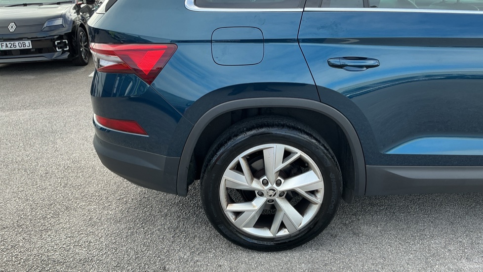 Skoda Kodiaq 1.5 TSI SE L Executive 5dr DSG [7 Seat] Petrol Estate - Image 33