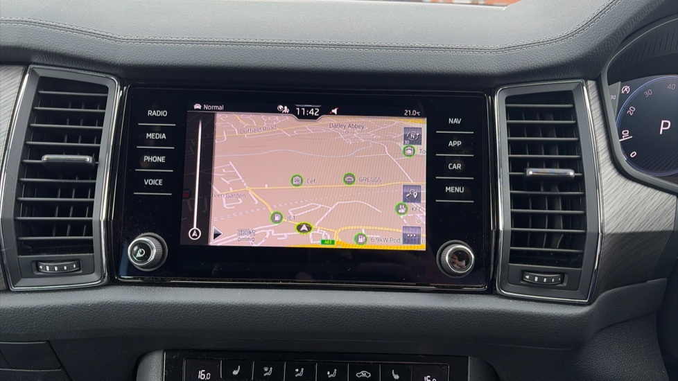 Skoda Kodiaq 2.0 TSI 190 SE L Executive 4x4 5dr DSG [7 Seat] Petrol Estate - Image 35