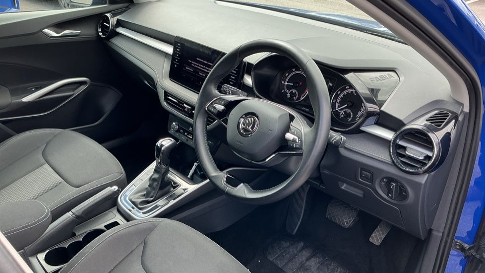 Skoda Fabia 1.0 TSI 110 SE L 5dr DSG Petrol Hatchback - Image 6