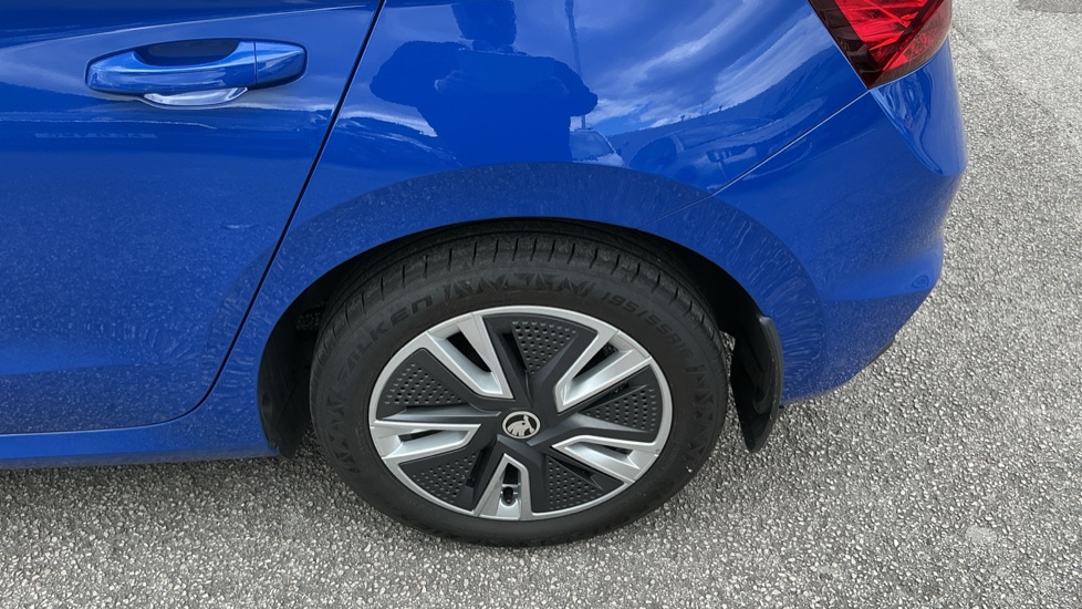 Skoda Fabia 1.0 TSI 110 SE L 5dr DSG Petrol Hatchback - Image 41