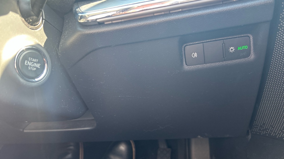 Skoda Enyaq 132kW 60 62kWh 5dr Auto Electric Estate - Image 22