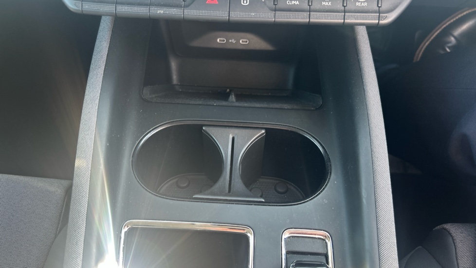 Skoda Enyaq 132kW 60 62kWh 5dr Auto Electric Estate - Image 27