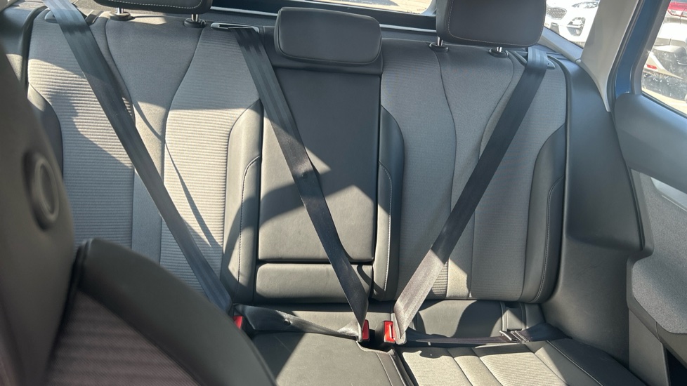 Skoda Enyaq 132kW 60 62kWh 5dr Auto Electric Estate - Image 28