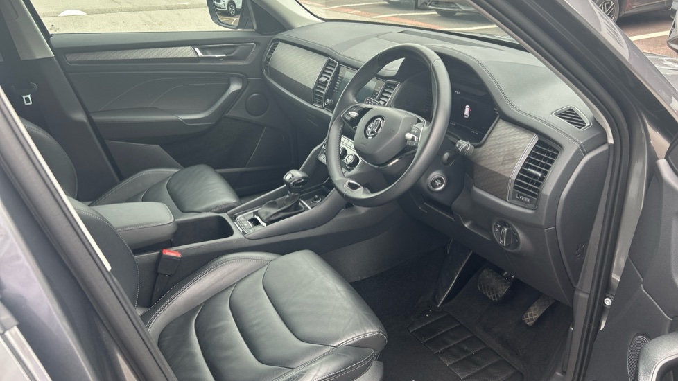 Skoda Kodiaq 1.5 TSI SE L Executive 5dr DSG [7 Seat] Petrol Estate - Image 6