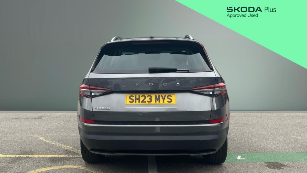 Skoda Kodiaq 1.5 TSI SE L Executive 5dr DSG [7 Seat] Petrol Estate - Image 8