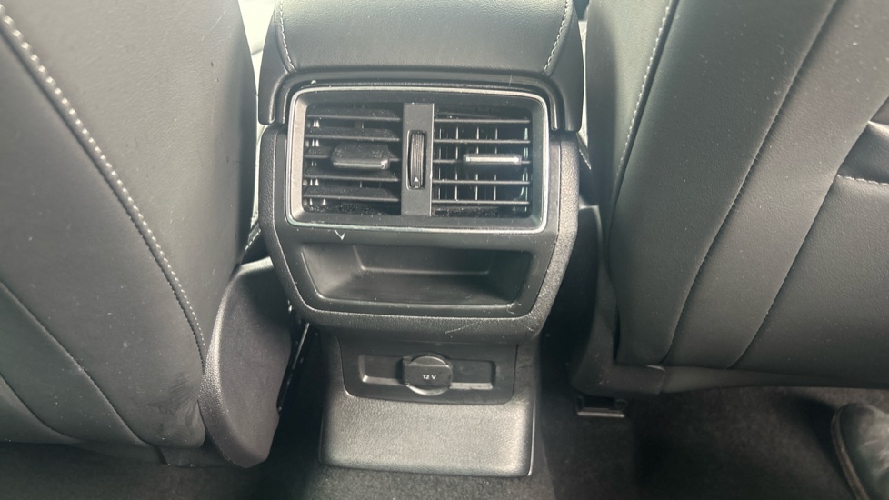 Skoda Kodiaq 1.5 TSI SE L Executive 5dr DSG [7 Seat] Petrol Estate - Image 21
