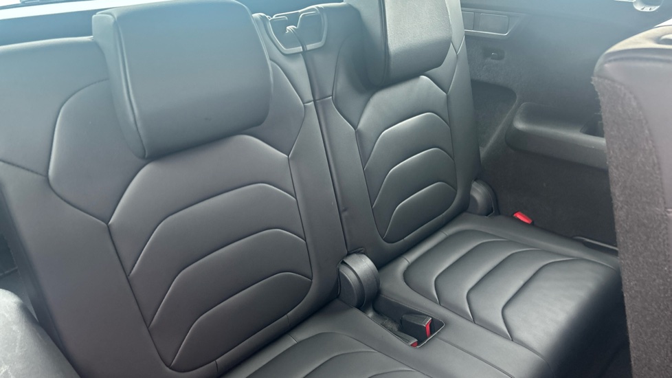 Skoda Kodiaq 1.5 TSI SE L Executive 5dr DSG [7 Seat] Petrol Estate - Image 24