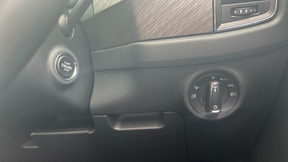 Skoda Kodiaq 1.5 TSI SE L Executive 5dr DSG [7 Seat] Petrol Estate - Image 29