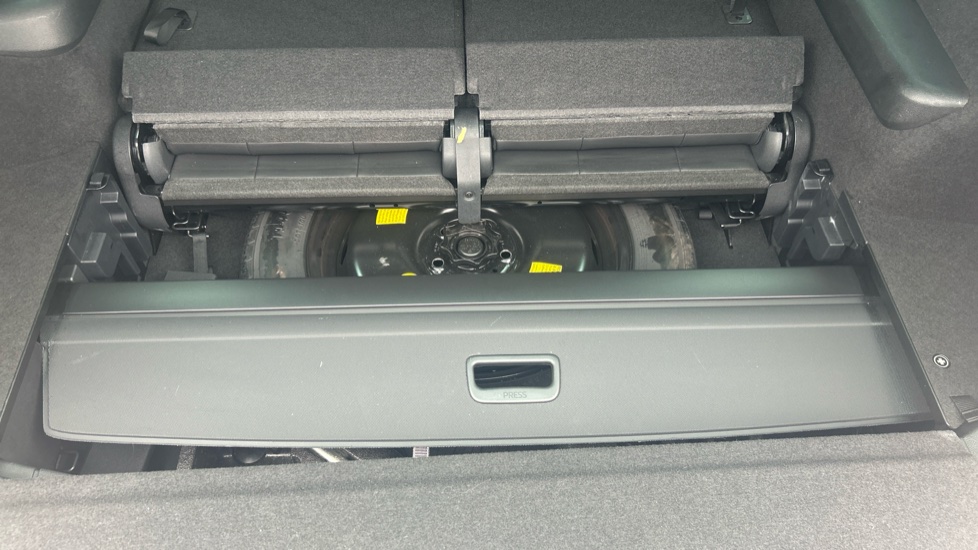 Skoda Kodiaq 1.5 TSI SE L Executive 5dr DSG [7 Seat] Petrol Estate - Image 36