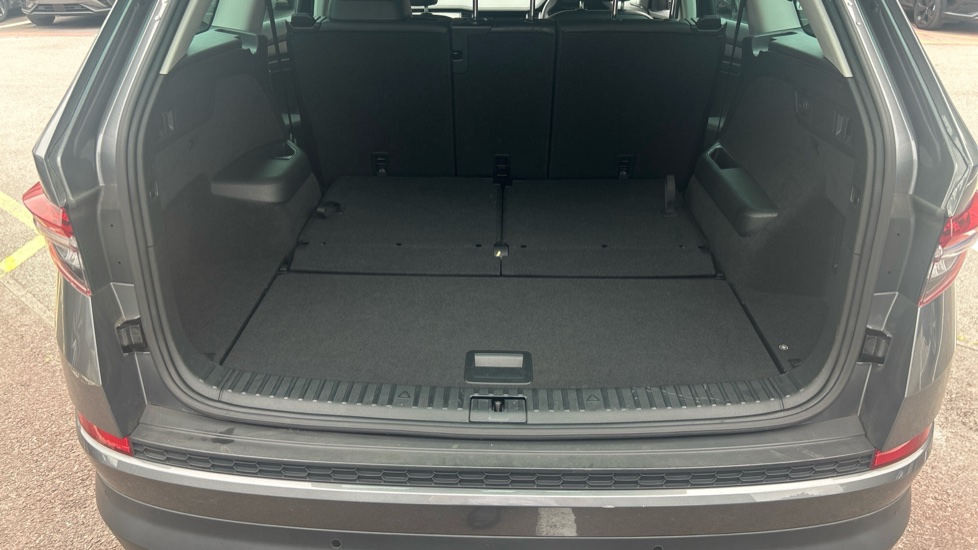 Skoda Kodiaq 1.5 TSI SE L Executive 5dr DSG [7 Seat] Petrol Estate - Image 37