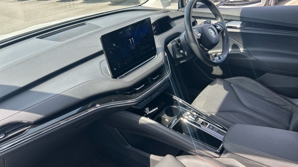 Skoda Enyaq 150kW 80 ecoSuite 82kWh 5dr Auto [125kW] Electric Estate - Image 2