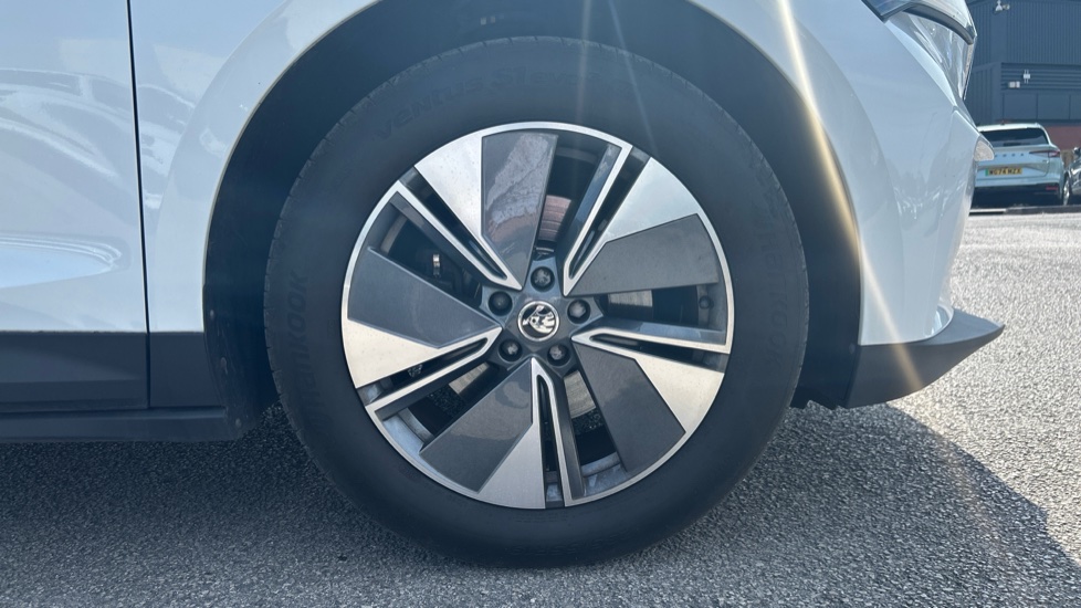 Skoda Enyaq 150kW 80 ecoSuite 82kWh 5dr Auto [125kW] Electric Estate - Image 5