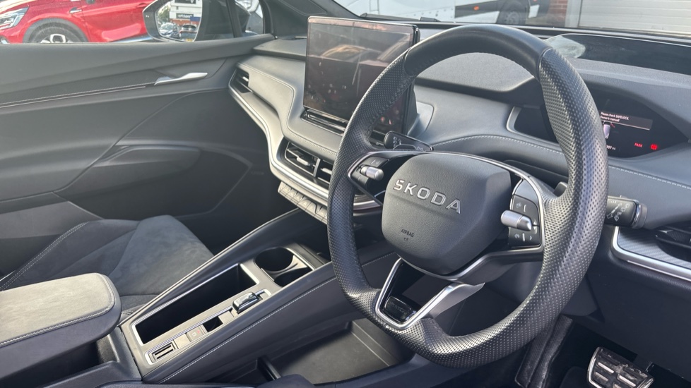 Skoda Enyaq 210kW 85x Sportline 82kWh 4x4 5dr Auto Electric Estate - Image 6