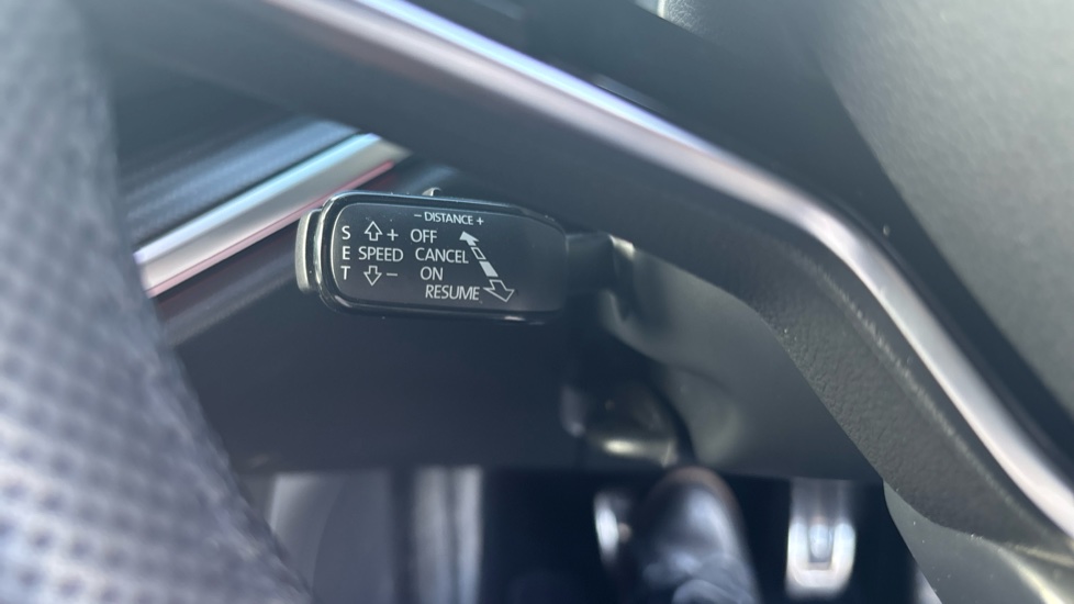 Skoda Enyaq 210kW 85x Sportline 82kWh 4x4 5dr Auto Electric Estate - Image 33