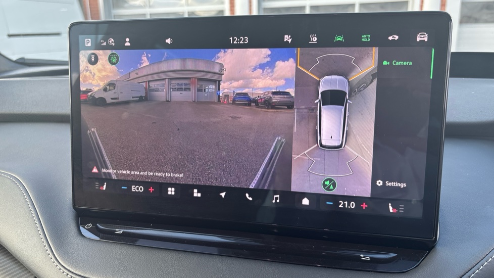 Skoda Enyaq 210kW 85x Sportline 82kWh 4x4 5dr Auto Electric Estate - Image 34