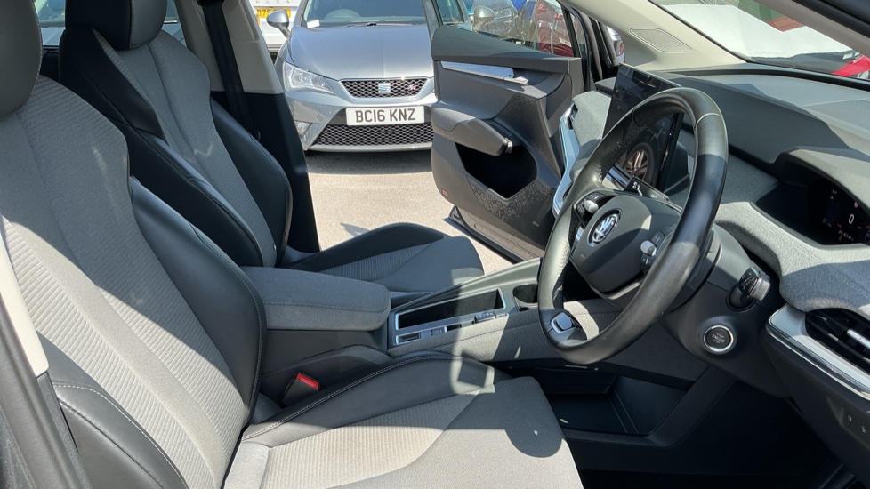 Skoda Enyaq 210kW 85 Edition 82kWh 5dr Auto Electric Estate - Image 15