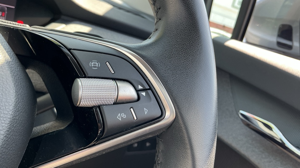 Skoda Enyaq 210kW 85 Edition 82kWh 5dr Auto Electric Estate - Image 18