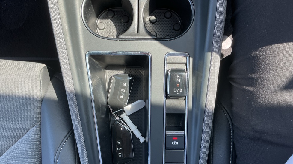 Skoda Enyaq 210kW 85 Edition 82kWh 5dr Auto Electric Estate - Image 27
