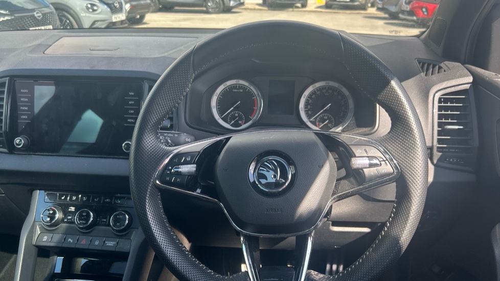 Skoda Karoq 1.5 TSI Sport Line 5dr Petrol Estate - Image 10