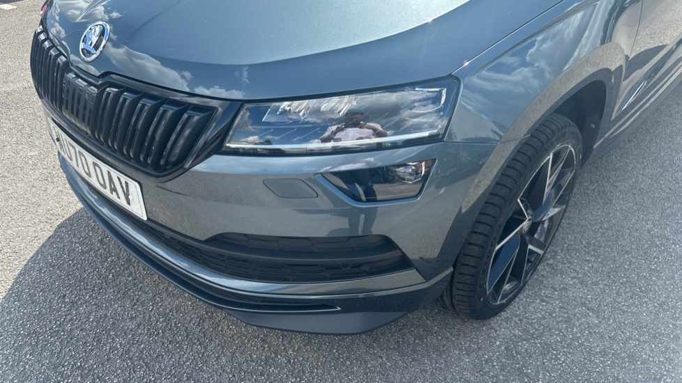 Skoda Karoq 1.5 TSI Sport Line 5dr Petrol Estate - Image 25