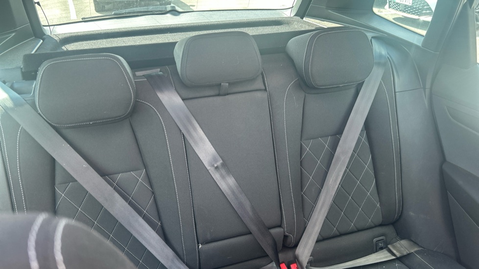 Skoda Karoq 1.5 TSI Sport Line 5dr Petrol Estate - Image 40