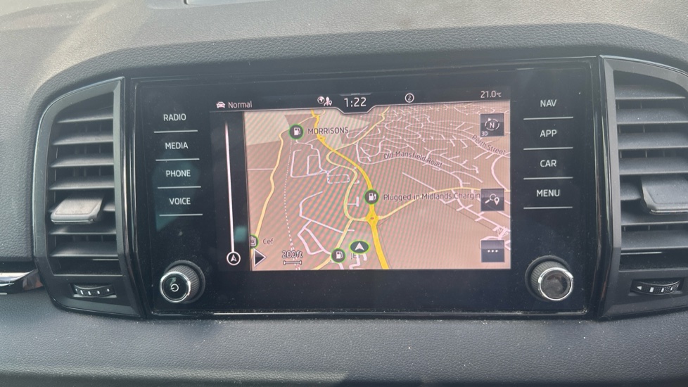 Skoda Karoq 1.5 TSI Sport Line 5dr Petrol Estate - Image 45