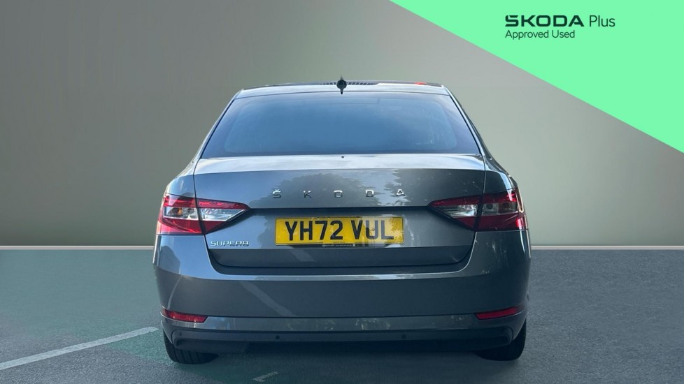 Skoda Superb 1.5 TSI SE Technology 5dr DSG Petrol Hatchback - Image 8