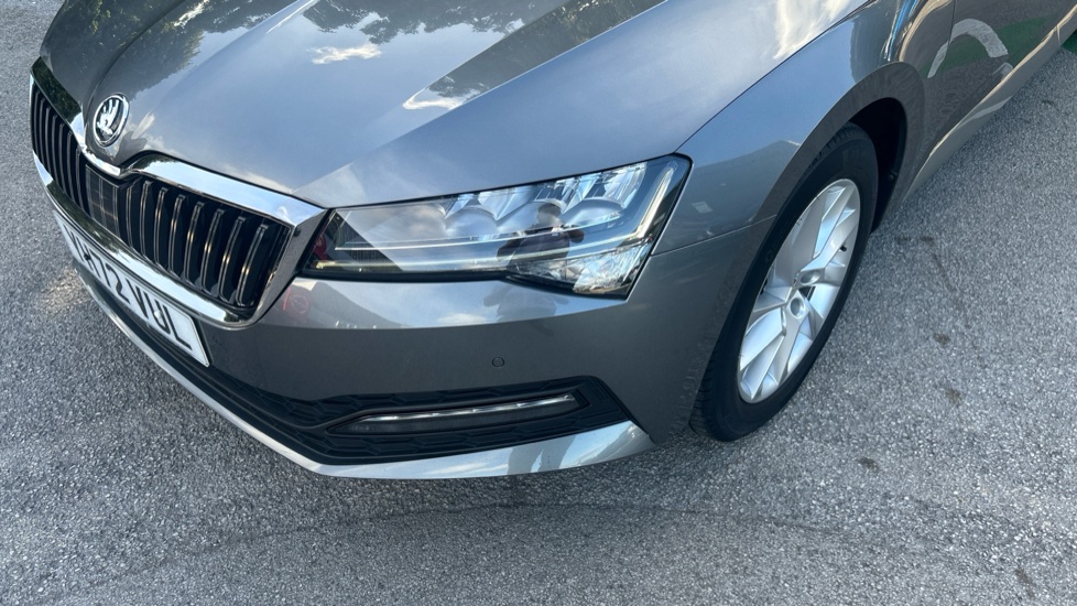 Skoda Superb 1.5 TSI SE Technology 5dr DSG Petrol Hatchback - Image 36