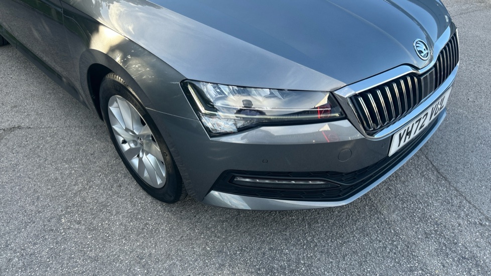 Skoda Superb 1.5 TSI SE Technology 5dr DSG Petrol Hatchback - Image 38