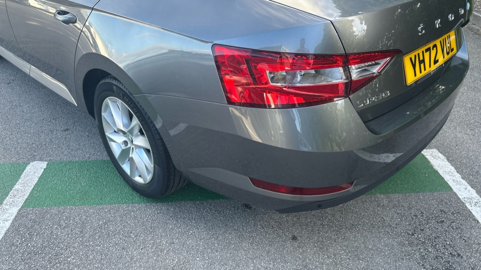 Skoda Superb 1.5 TSI SE Technology 5dr DSG Petrol Hatchback - Image 42