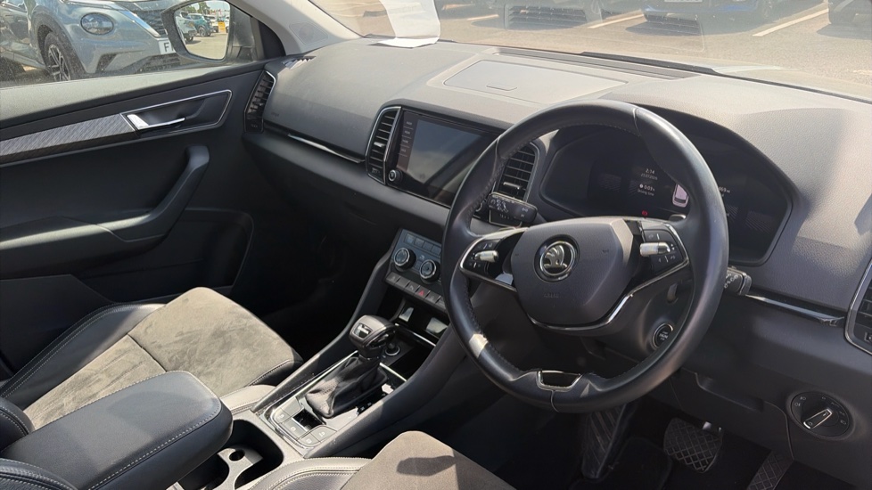 Skoda Karoq 1.5 TSI SE L 5dr DSG Petrol Estate - Image 6