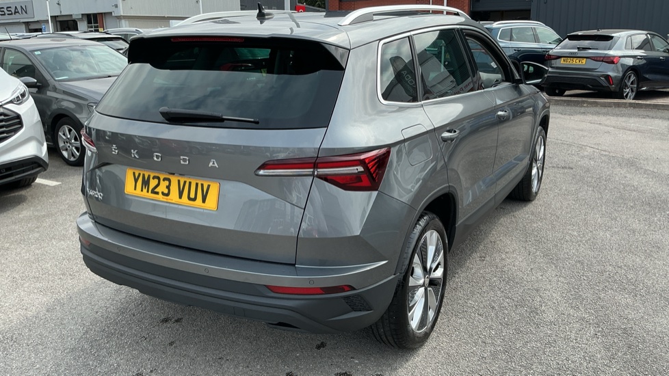 Skoda Karoq 1.5 TSI SE L 5dr DSG Petrol Estate - Image 24
