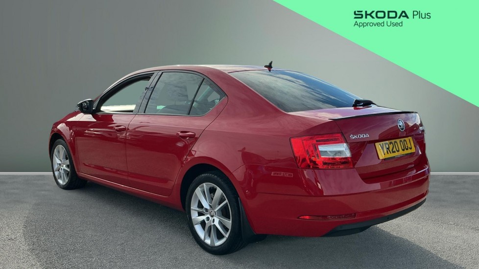 Skoda Octavia 1.5 TSI SE L 5dr DSG Petrol Hatchback - Image 3