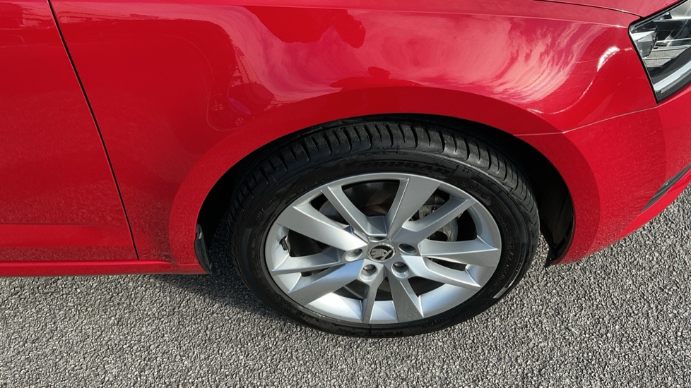 Skoda Octavia 1.5 TSI SE L 5dr DSG Petrol Hatchback - Image 25