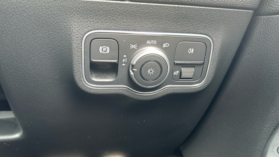 Mercedes-Benz GLA 200 AMG Line Premium Plus 5dr Auto Petrol Hatchback - Image 25
