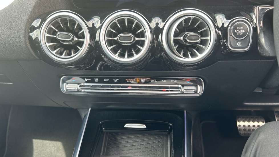 Mercedes-Benz GLA 200 AMG Line Premium Plus 5dr Auto Petrol Hatchback - Image 30