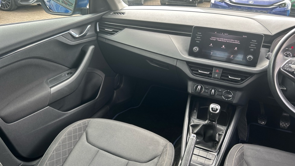 Skoda Kamiq 1.0 TSI 95 SE 5dr Petrol Hatchback - Image 14