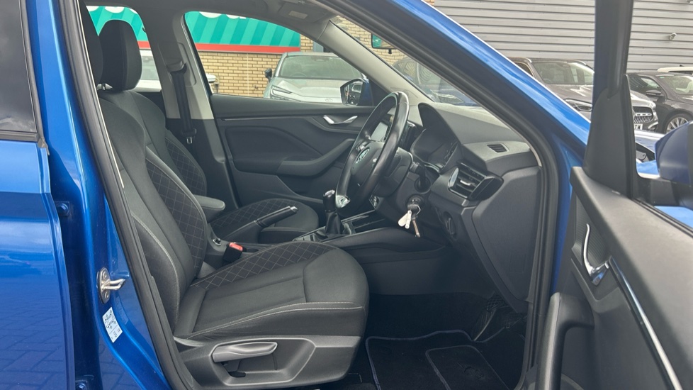 Skoda Kamiq 1.0 TSI 95 SE 5dr Petrol Hatchback - Image 29