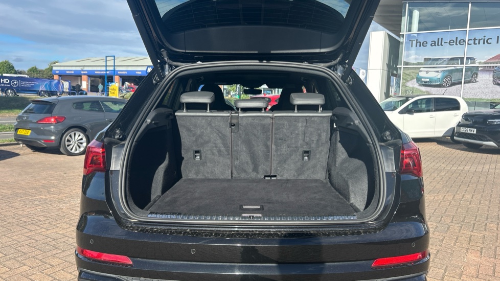 Audi RS Q3 TFSI Quattro Vorsprung 5dr S Tronic Petrol Estate - Image 4
