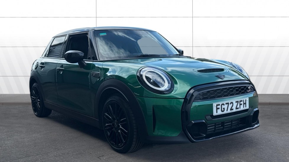 MINI Hatchback 2.0 Cooper S Exclusive 5dr Auto Petrol Hatchback - Image 1