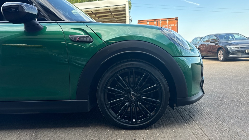 MINI Hatchback 2.0 Cooper S Exclusive 5dr Auto Petrol Hatchback - Image 7