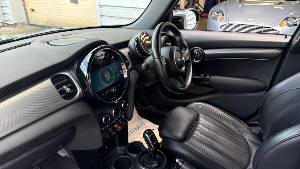 MINI Hatchback 2.0 Cooper S Exclusive 5dr Auto Petrol Hatchback - Image 9