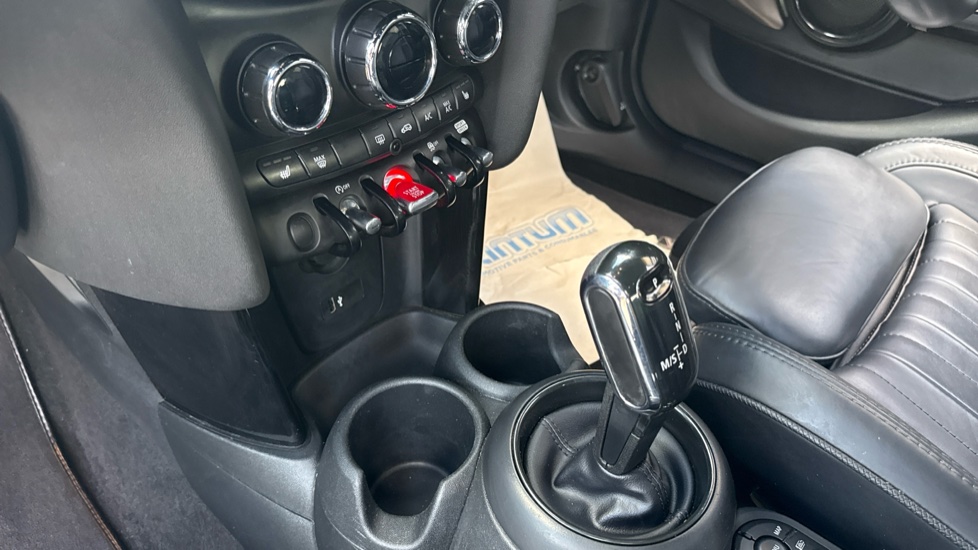 MINI Hatchback 2.0 Cooper S Exclusive 5dr Auto Petrol Hatchback - Image 13