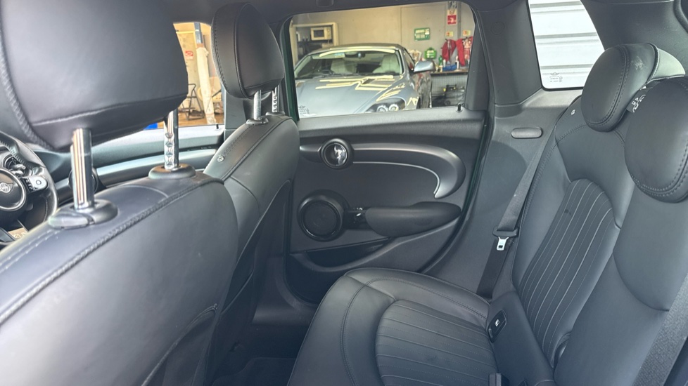 MINI Hatchback 2.0 Cooper S Exclusive 5dr Auto Petrol Hatchback - Image 16