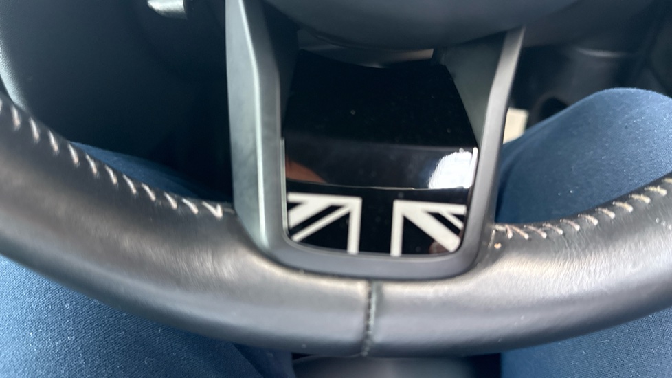 MINI Hatchback 2.0 Cooper S Exclusive 5dr Auto Petrol Hatchback - Image 27