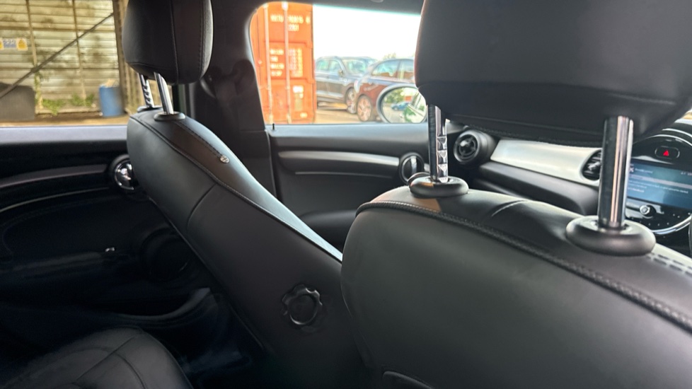 MINI Hatchback 2.0 Cooper S Exclusive 5dr Auto Petrol Hatchback - Image 45