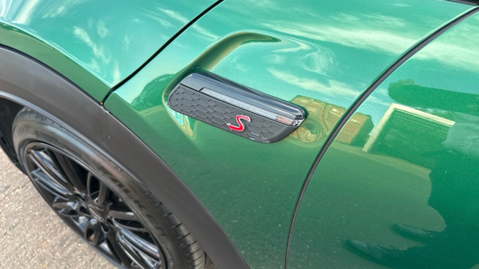 MINI Hatchback 2.0 Cooper S Exclusive 5dr Auto Petrol Hatchback - Image 57