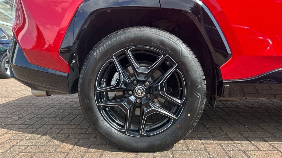 Toyota RAV4 2.5 PHEV GR Sport 5dr CVT Estate - Image 7