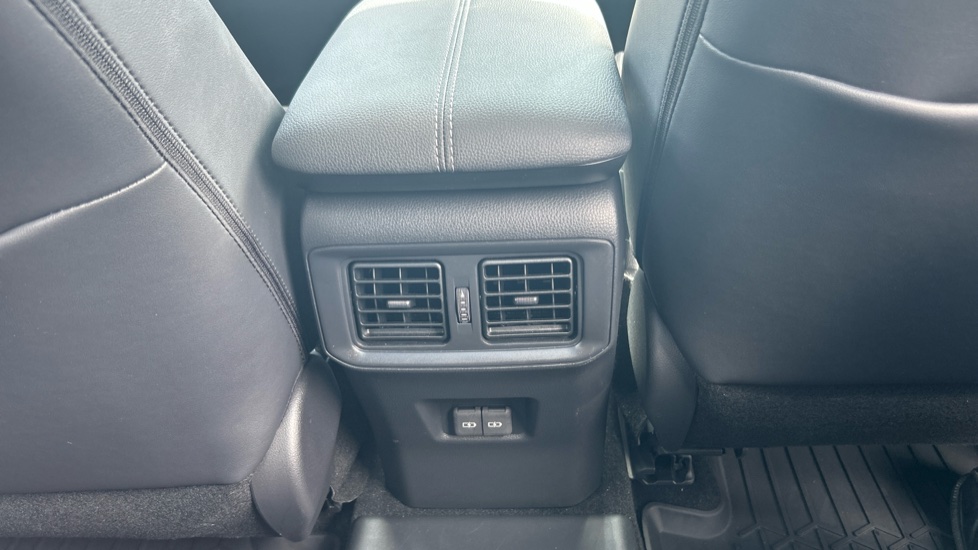 Toyota RAV4 2.5 PHEV GR Sport 5dr CVT Estate - Image 37